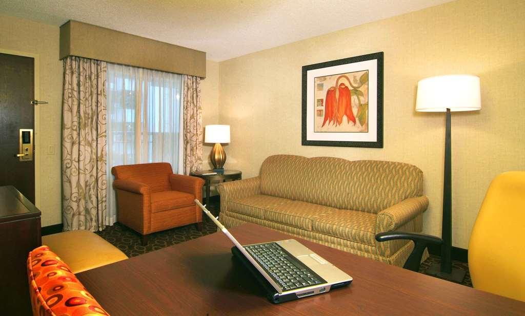 Embassy Suites Charlotte Zimmer foto