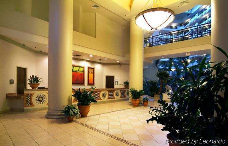 Embassy Suites Charlotte Interior foto