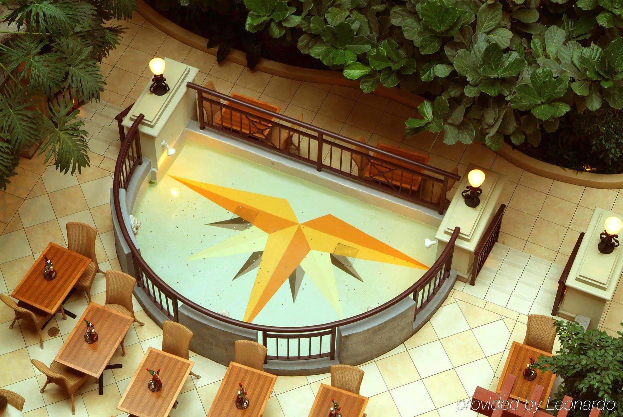 Embassy Suites Charlotte Interior foto